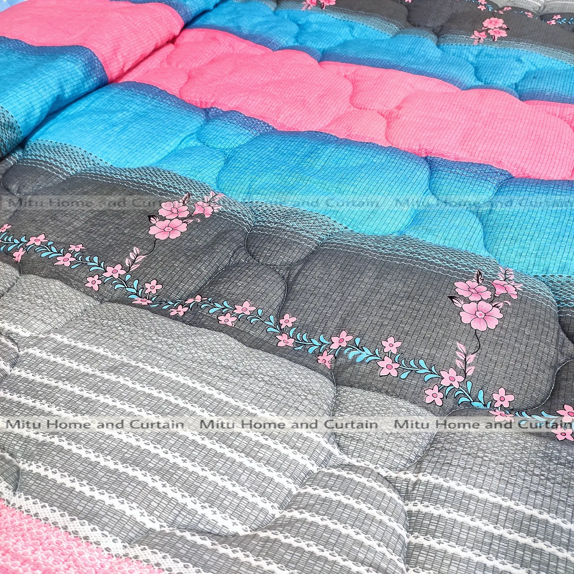 Buy Comforter for Winter King size Exclusive Comforter with Full Cotton fabric (2.6-3kg) 84*90 inch European cube style (1pcs Box) White , Red , Pink , Blue at Best Price In Bangladesh
