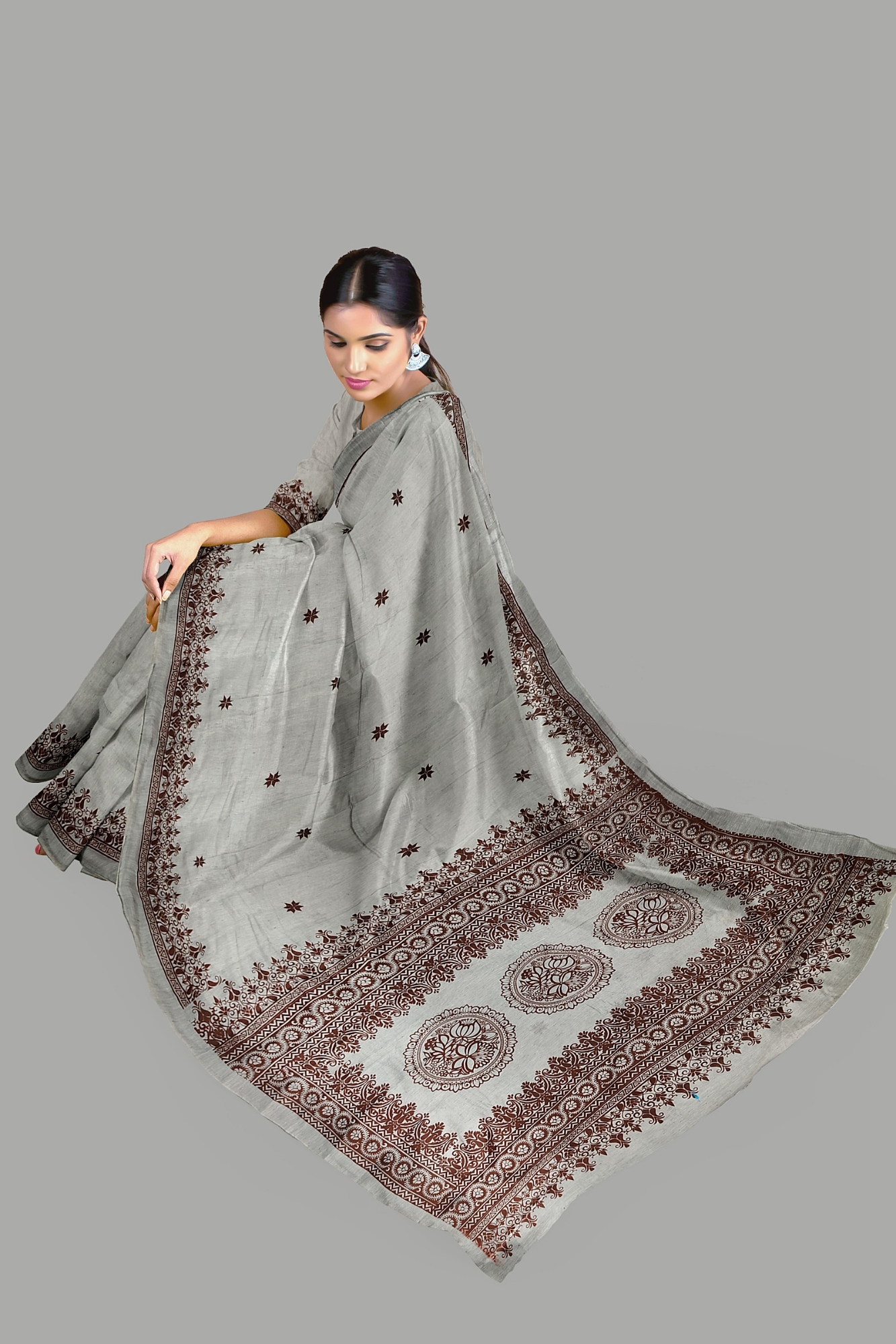 Buy  Women Saree Online in Bangladesh