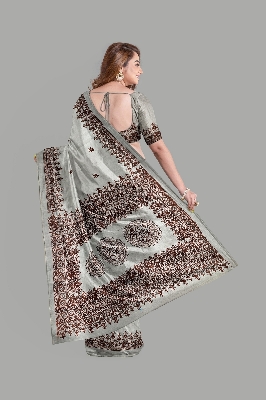 Buy  Women Saree Online in Bangladesh