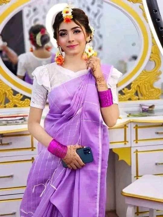 Buy Women's Katan Saree at Best Price In Bangladesh