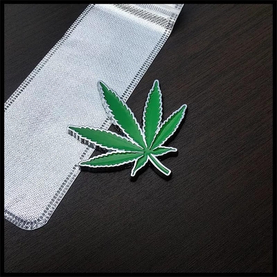 Picture of 3d Metal Weed Leaf vinyl car emblems