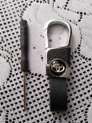 Picture of Leather Zinc Alloy Key Chain For Toyota - Key Ring