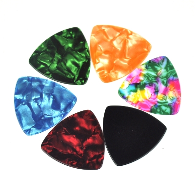 Picture of 5pcs Medium 0.46mm 0.71mm Rounded Triangle Guitar Picks Plectrums Blank Celluloid
