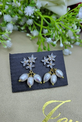 Buy Shell Pearl Jewelry with Semiprecious Gemstones – Timeless Elegance! at  Best Price In Bangladesh