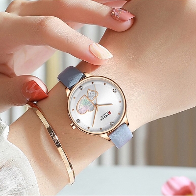 Picture of Curren 9077 Belt Watch for Women - Silver