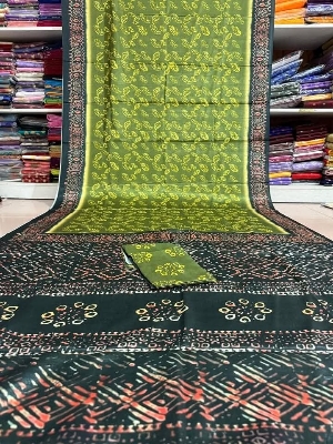 Picture of সিল্ক বাটিক শাড়ী  ব্লাউস পিচ্ সহ - Silk Batik Saree with Blouse Piece