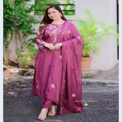 Picture of Georgette Embroidery Work Party Wear Party Dress For Women GR-13