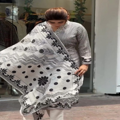 Picture of Readymade Naira Three Piece (TP-201)