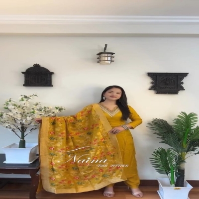 Picture of Cotton embroidery work nayra cut shalwar kameez 3 pice dress for girls(TP-1214)