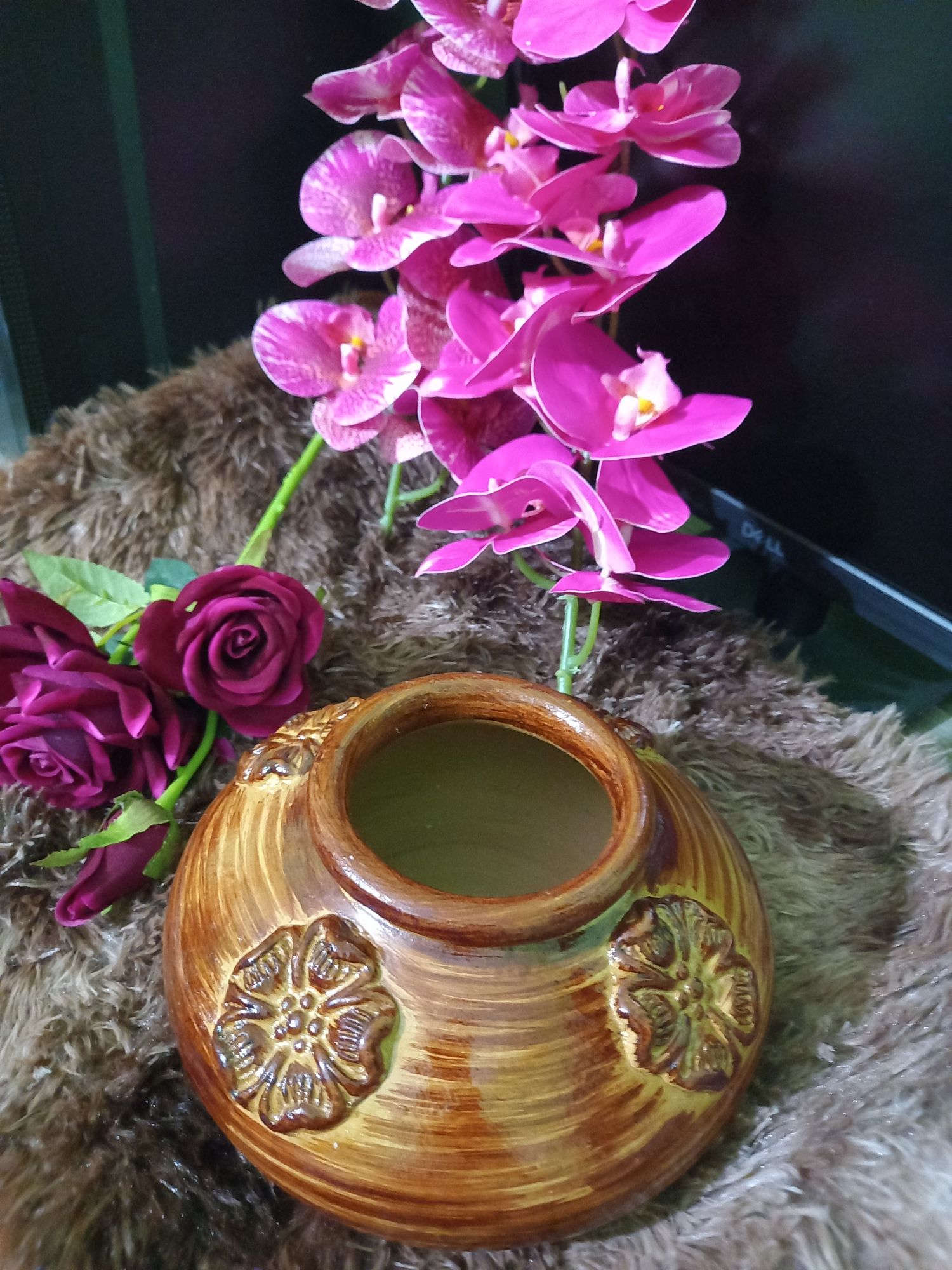 Buy    শৌখিন শঁখের হাড়ি এঁটেল মাটির ঘর সাজানোর অনন্যা বড় সাইজ  at Best Prices in Bangladesh