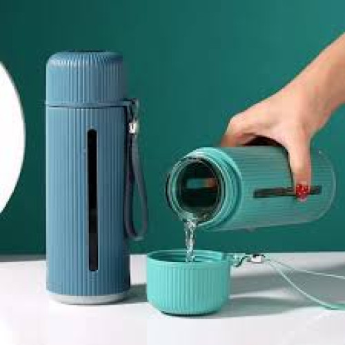 Picture of Borosilicate Leak-Proof Glass Water Travel Bottle 550ml