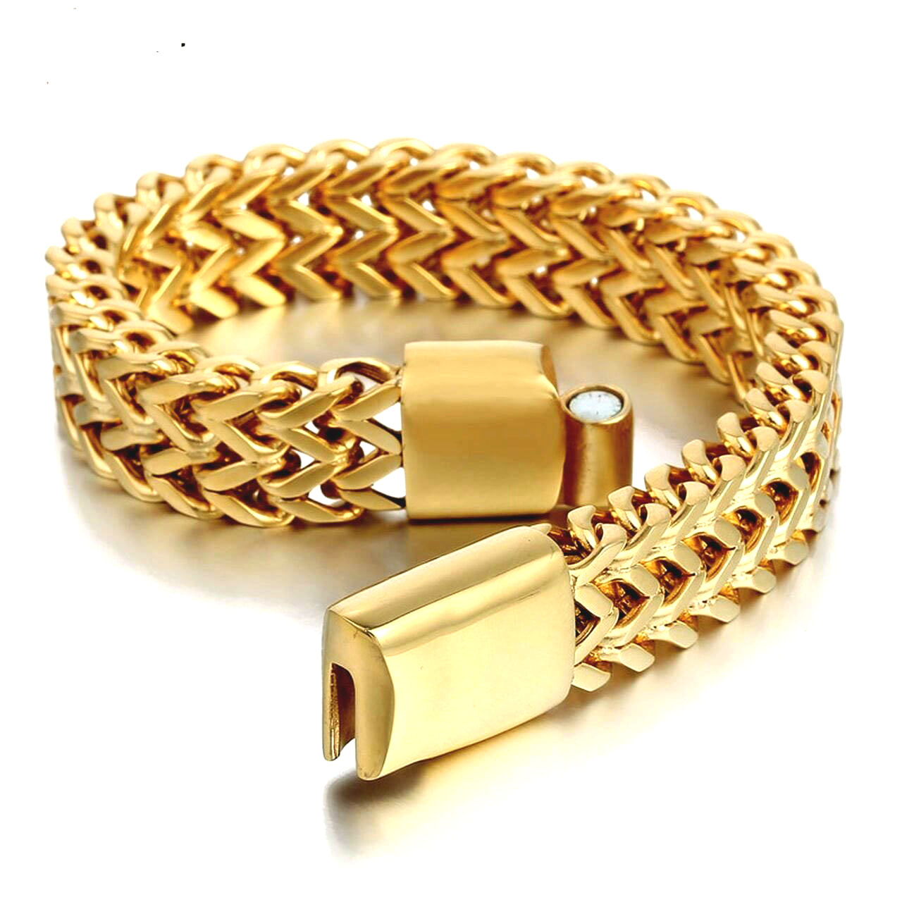 Picture of Thick Chain Bracelet Golden Color