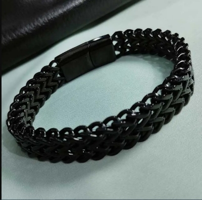 Picture of Thick Chain Bracelet Black Color