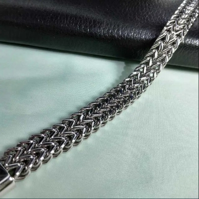Picture of Thick Chain Bracelet Silver Color
