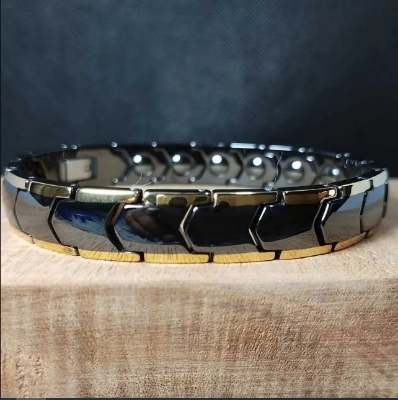 Picture of Golden Stripe Line Ceramic Bracelet