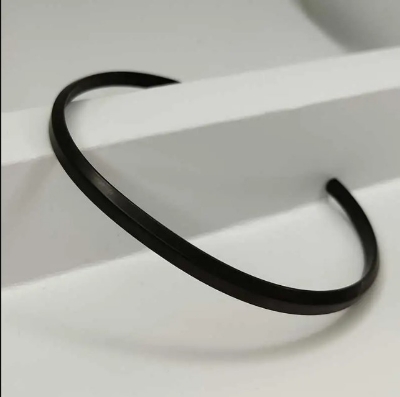 Picture of 3mm Free Size Cuff Bracelet – Black