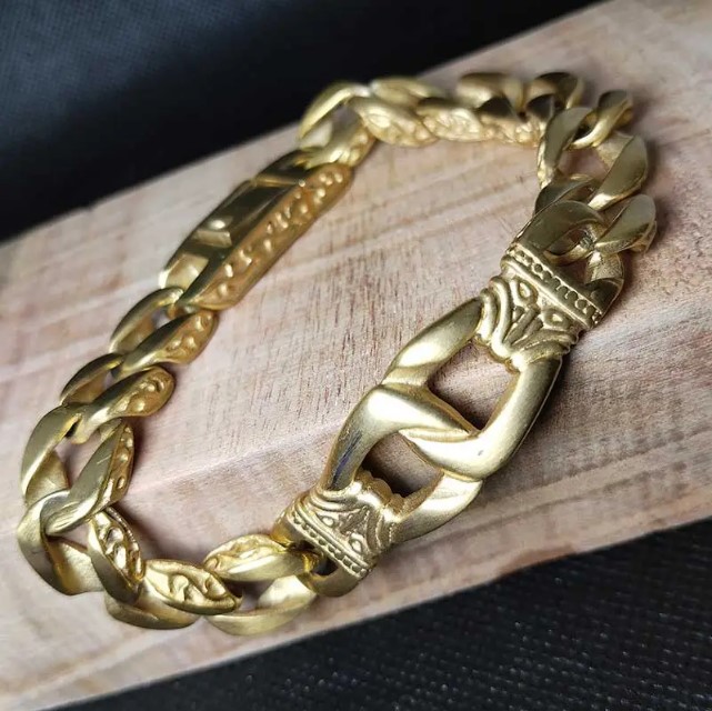 Picture of Premium Quality 316L Stainless Steel Bracelet Matt Golden