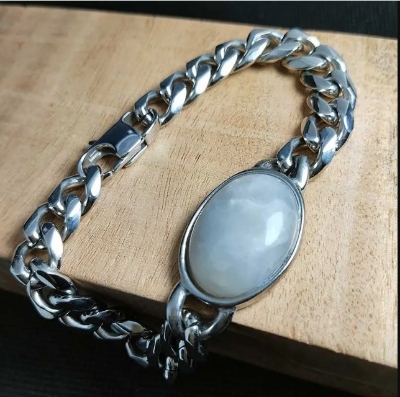 Picture of Salman Khan 8mm Stainless Steel Bracelet – White Black Pattern