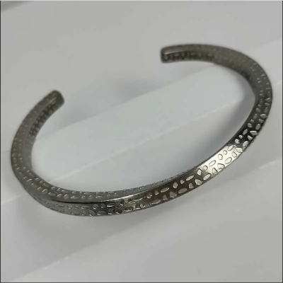 Picture of 316L Stainless Steel Long Lasting Bracelet – Silver