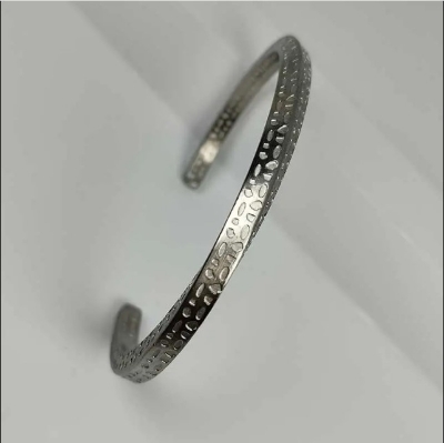 Picture of 316L Stainless Steel Long Lasting Bracelet – Silver