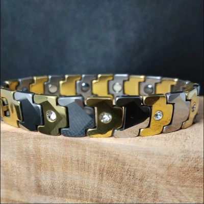 Picture of Silver Golden Diamond Cut Stone Ceramic Bracelet