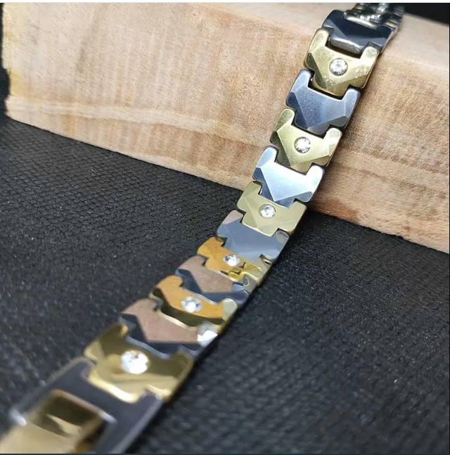 Picture of Silver Golden Diamond Cut Stone Ceramic Bracelet