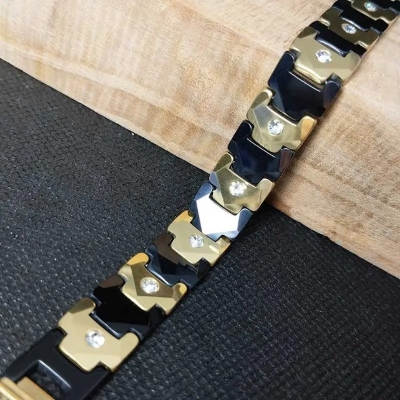 Picture of Black Golden Diamond Cut Stone Ceramic Bracelet