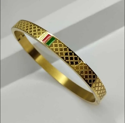 Picture of Stainless Steel Cuff Bracelet-Golden
