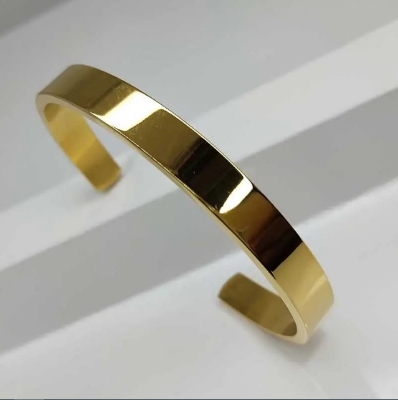 Picture of Stainless Steel Heavy Cuff Bracelet-Golden