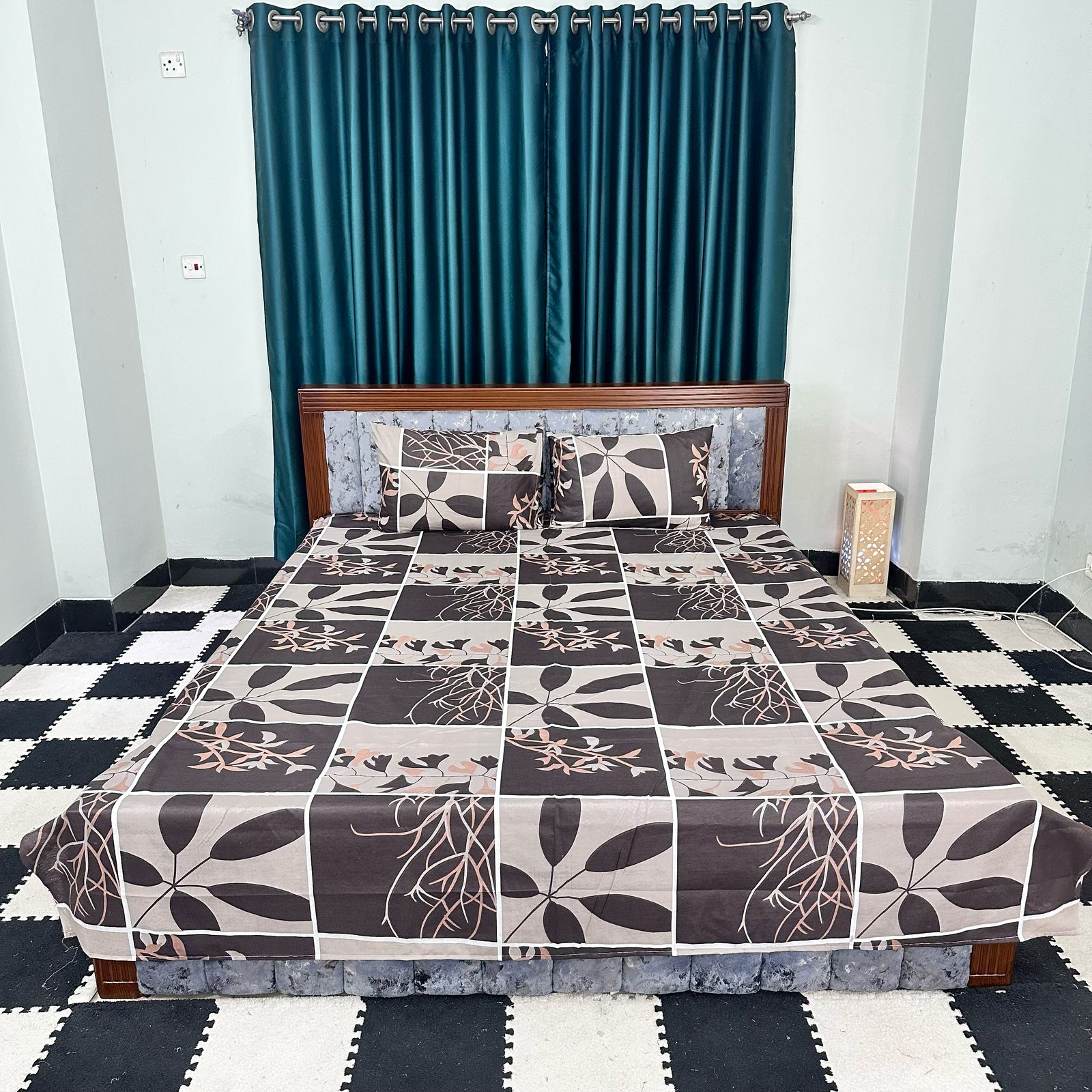 Buy cotton-king-size-bed-sheet-set-3-piece-comfortable-set-with-2-pillowcases at best price in Bangladesh