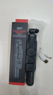 Picture of Q07 Selfie Stick Foldable Mini Tripod with Fill Light Bluetooth Remote Shutter Retractable Rod for Phone (100cm)