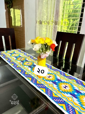 Picture of Dining runner set 7 piece