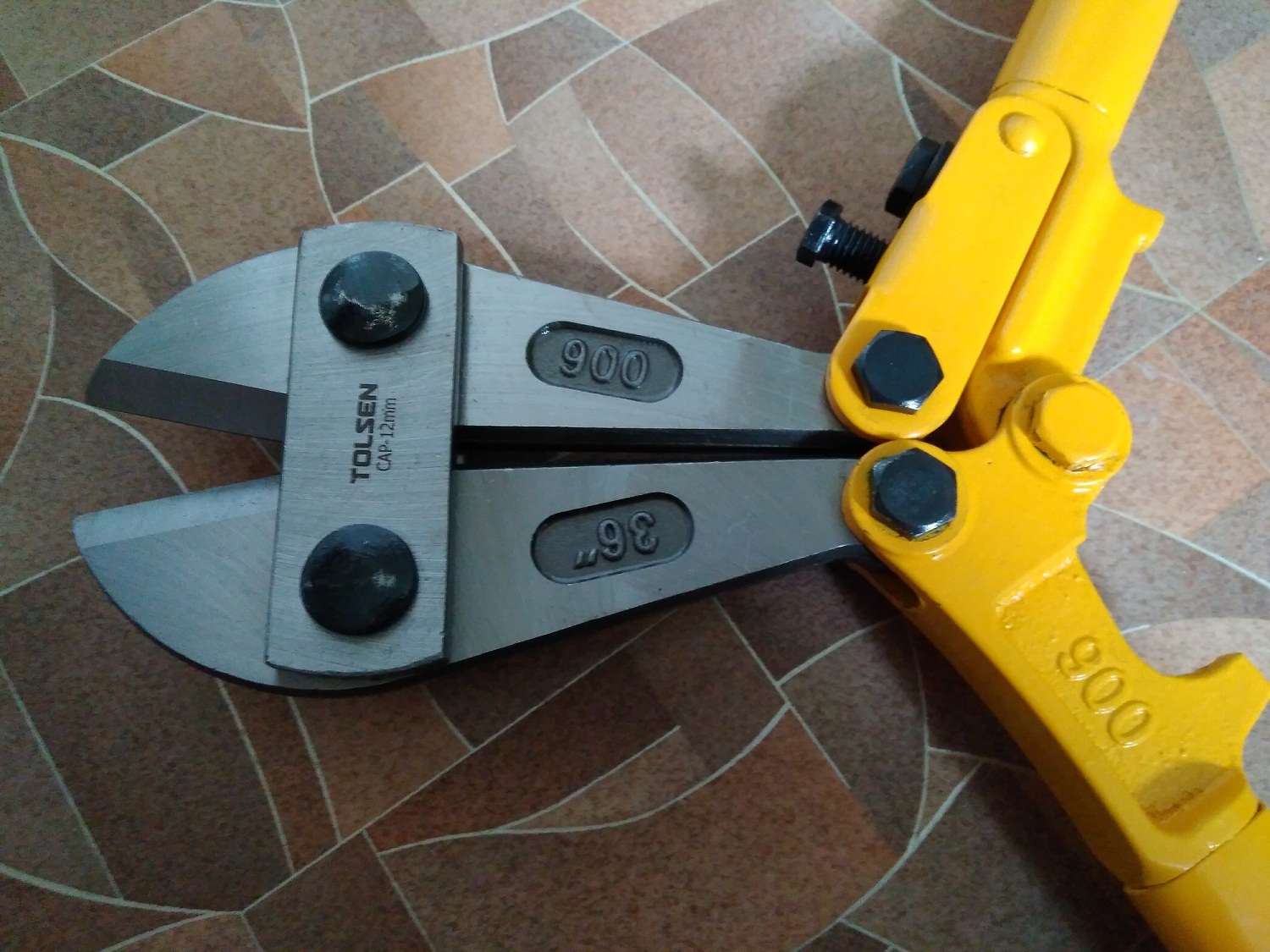 Picture of TOLSEN 36 " Bolt Cutter Model: 10246 - Kings Trading