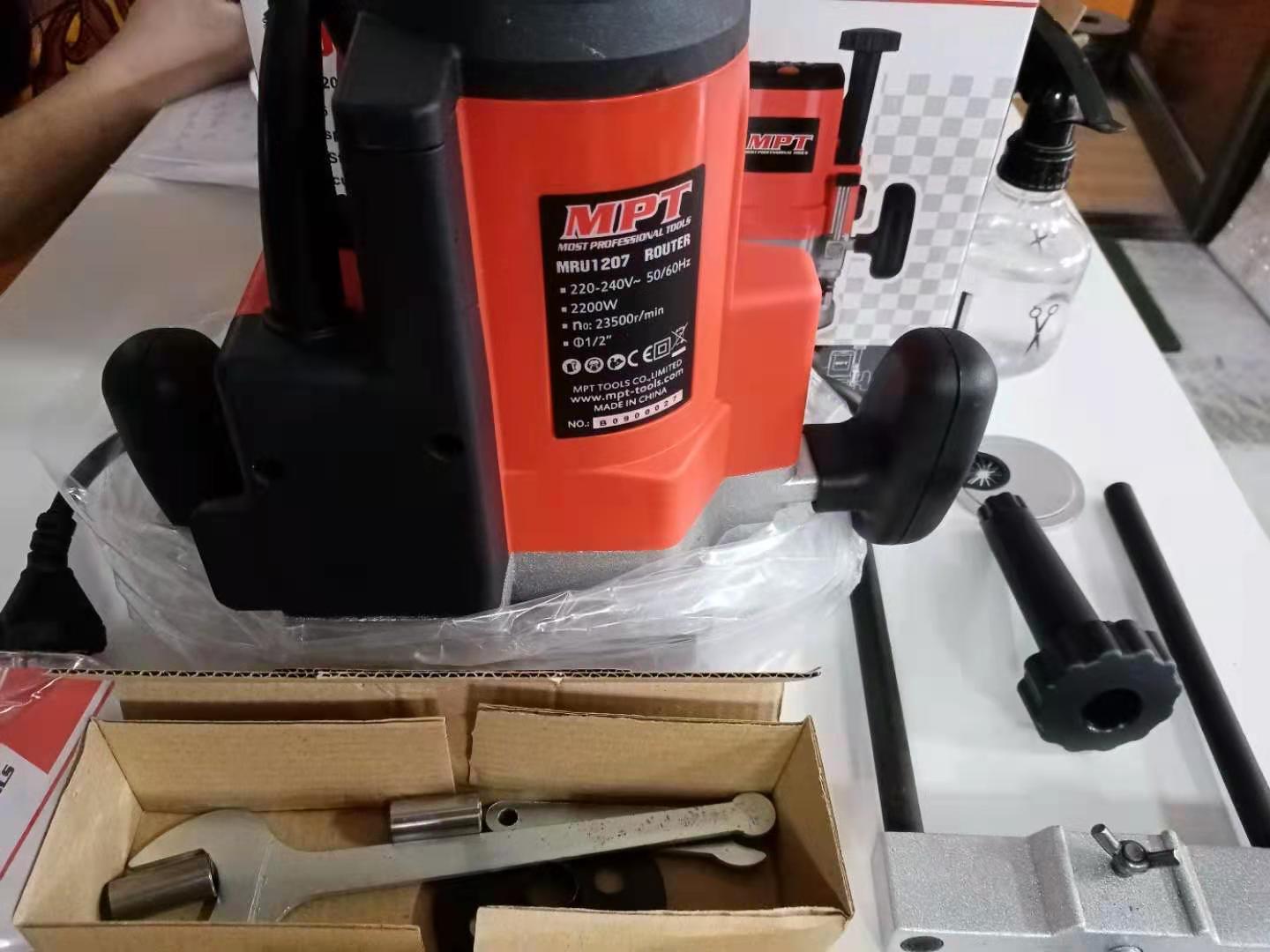 Picture of MPT Router 2200W, 12/8/6mm MRU1207 - Kings Trading