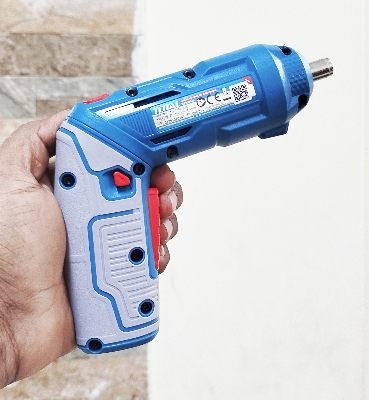 Picture of TOTAL Cordless Screwdriver /w 19pcs Accessories, 4V Lithium-Ion Battery, 1/4" Hex Shank TSDLI0442