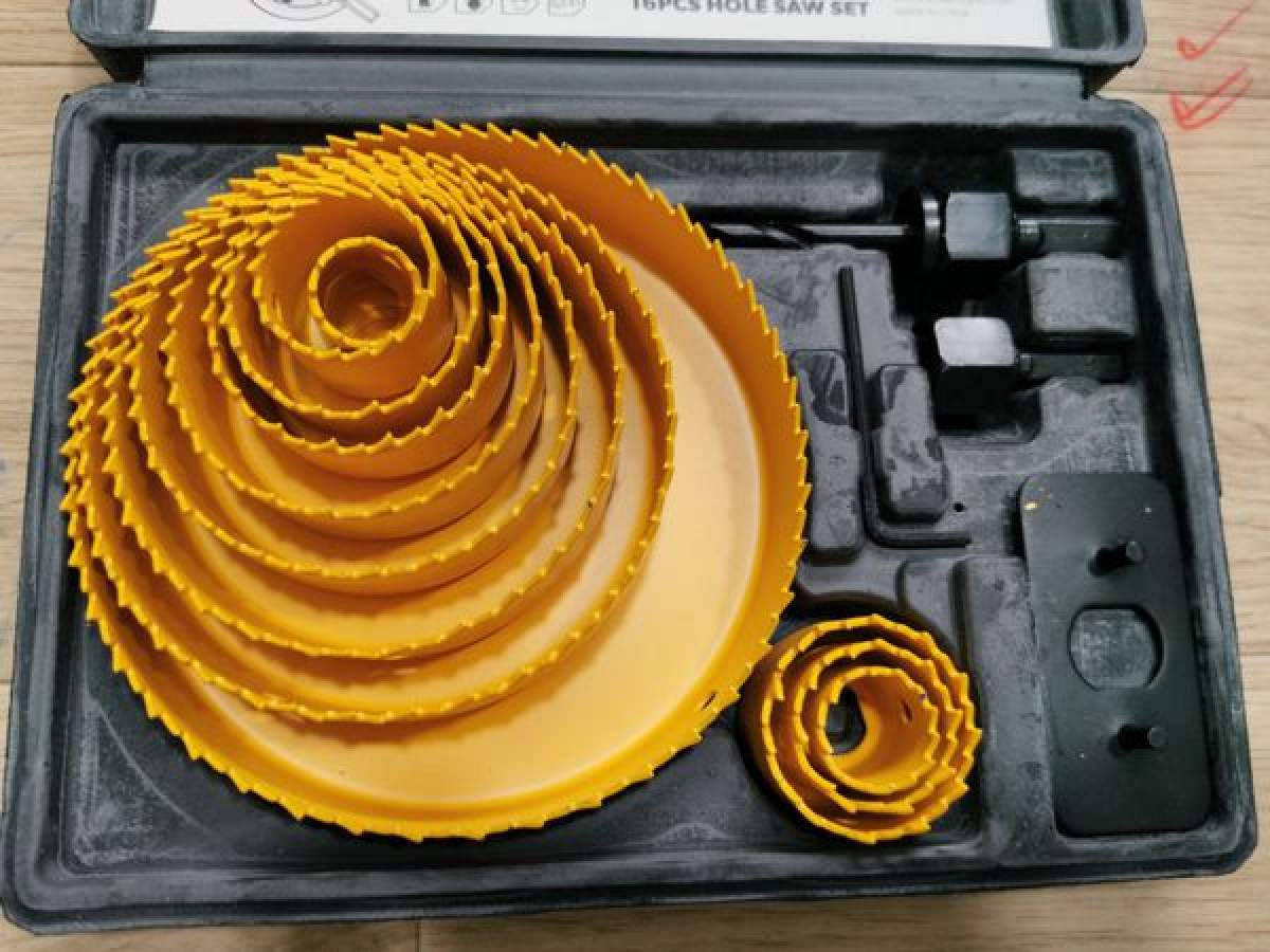 Picture of TOLSEN 16Pcs Hole Saw Set Drill Bit Kits for Plywood Drywall Wood Plastic 75867 - Kings Trading