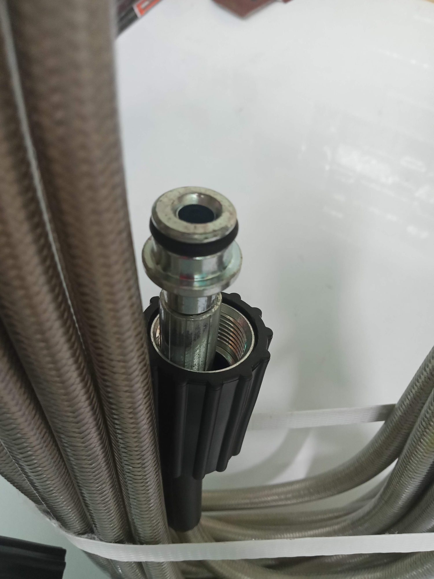 Picture of 26 feet Pressure Hose Assembly for CT42025 CROWN High Pressure Washer CT42025-Pressure Pipe / Output Pipe/ Cleaner Kit / Washer Parts / CT42025