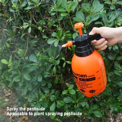 Picture of Harden 1L Plastic Pressure Sprayer For Home And Garden 632501