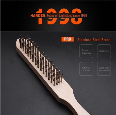 Picture of Harden Stainless steel wire brush With Wooden Handle 611554
