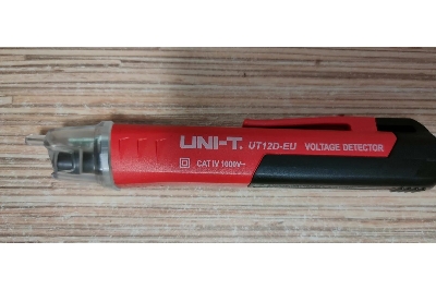 Picture of UNI-T AC Voltage Detector 24V~1000VAC Model UT12D