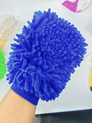 Picture of Premium Quality Microfiber Car/Bike Washer Sponge Cleaning Car/Bike Care Detailing Brushes Washing Towel Auto Gloves - 1 Pis
