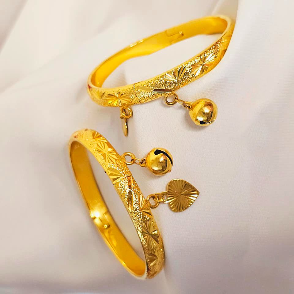 Picture of 2 Piece Classical Smooth Gold Color Lock System Bajna Bangles For Kids