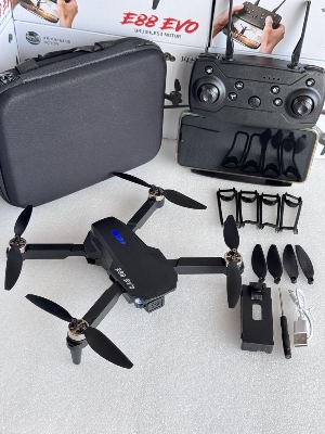 Picture of E88 EVO Duel Camera Duel Battery Brashless Motor Drone DG