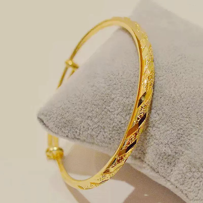 Picture of New Fashionable Trendy Design Adjustable Bracelet For Women 1 pieces