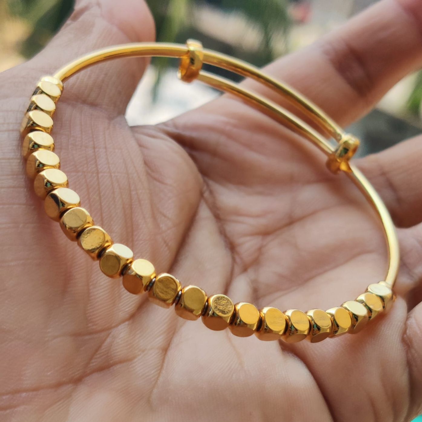 Picture of New Super Trending Design Shining Beads Adjustable Bracelets For Women & Girls