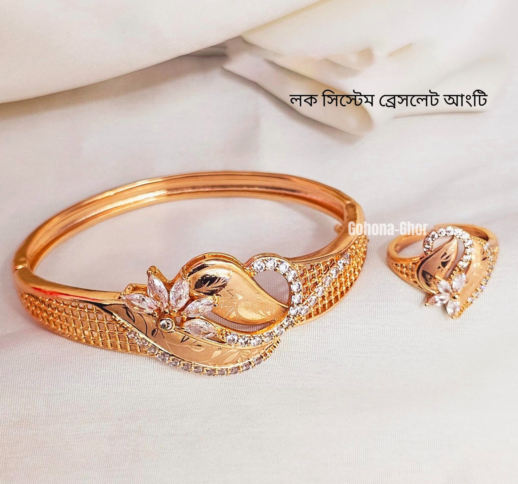 Picture of Exclusive Design Premium Quality Taiba Bracelet & Ring Combo Set For Women Extraordinary Gift