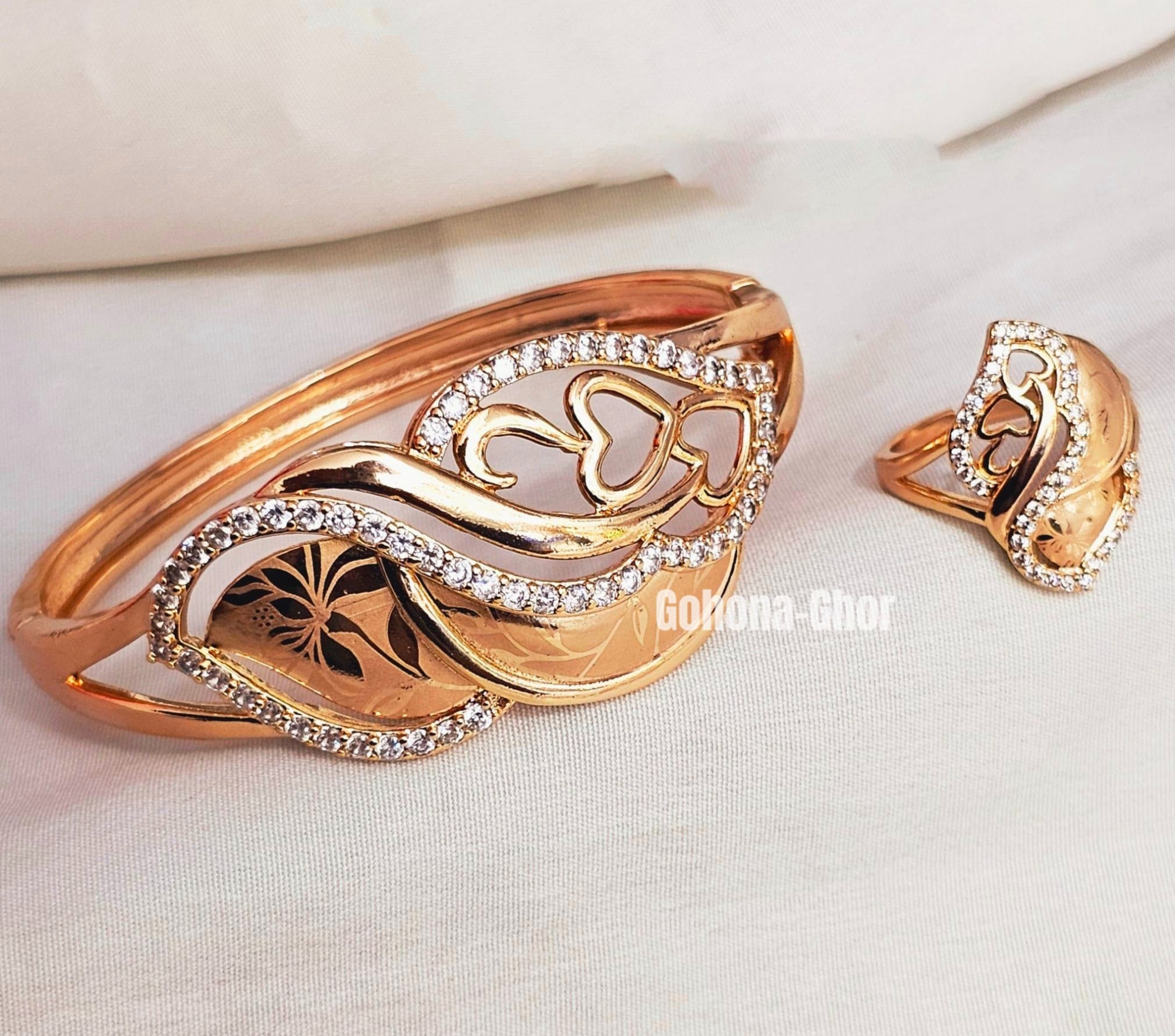 Picture of Exclusive Design Premium Quality Taiba Bracelet & Ring Combo Set For Women Extraordinary Gift