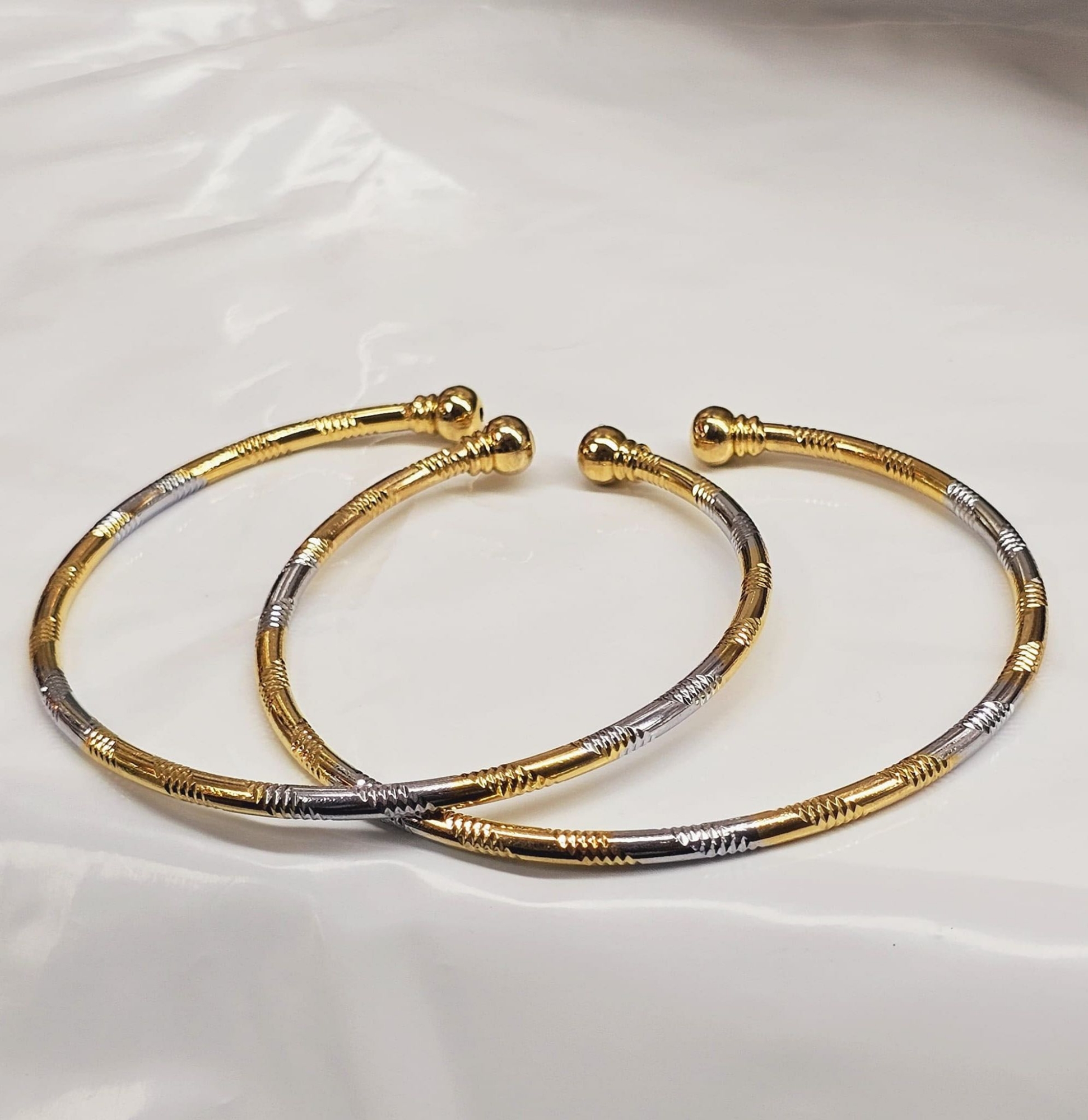 Picture of Fashionable Classic Design Daily Wear Adjustable Bangles For Women