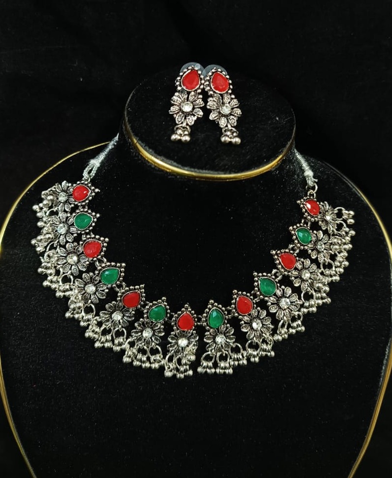 Picture of Oxidized Silver Necklace With Matching Earrings / German silver Necklace Set