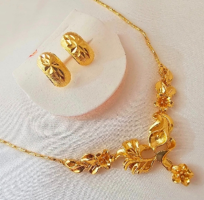 Picture of Lovely Design Premium Quality Smooth Finishing Pendant Necklace & Earring For Women Party Jewelry